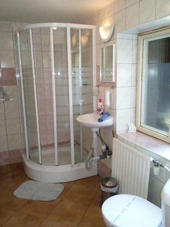 Penzion Mima V Kovacovej Kovacova Exteriér fotografie